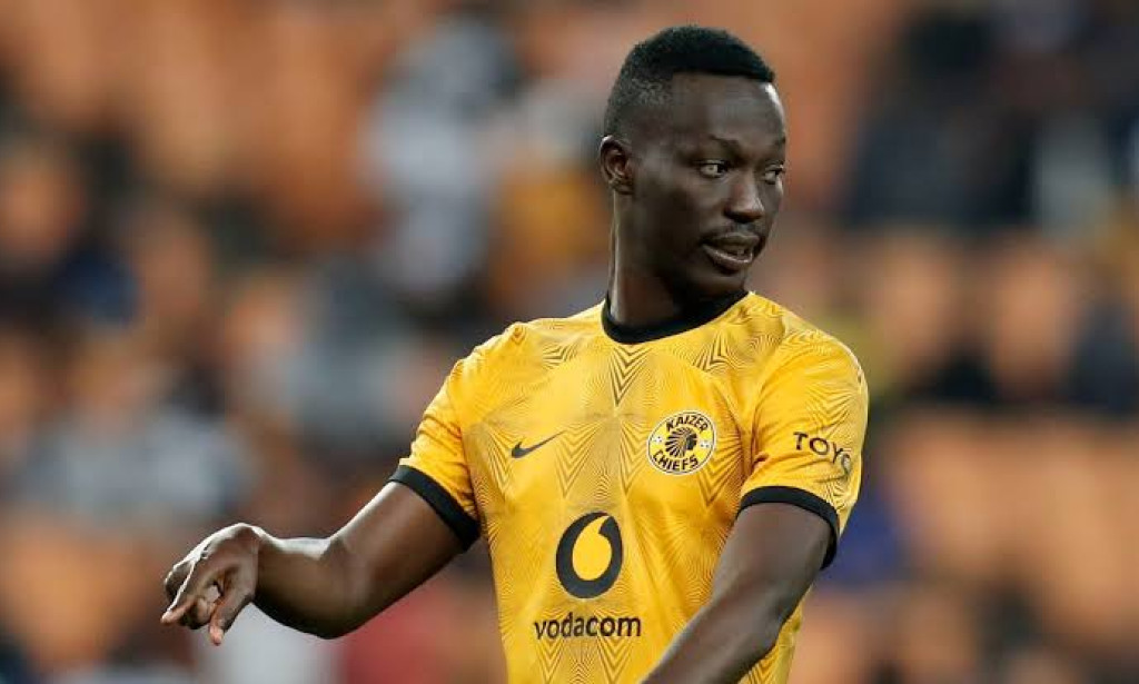 Molefi Ntseki Hints Bonfils Caleb Bimneyimana to Stay at Kaizer Chiefs for the Season