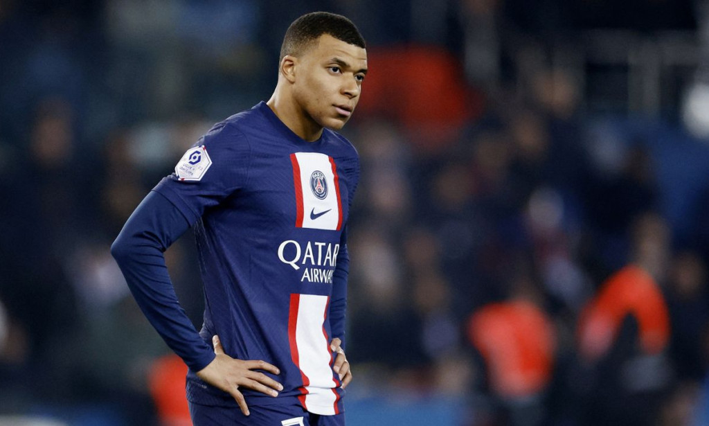 Kylian Mbappe's Twitter Following Surges by 140K Amidst Ongoing Transfer Saga